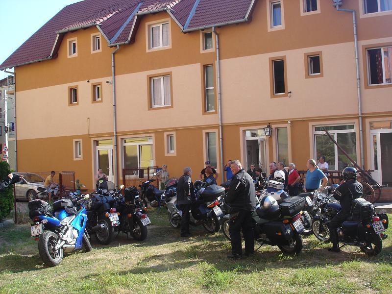 Pensiunea Claudiu Caransebes Luaran gambar